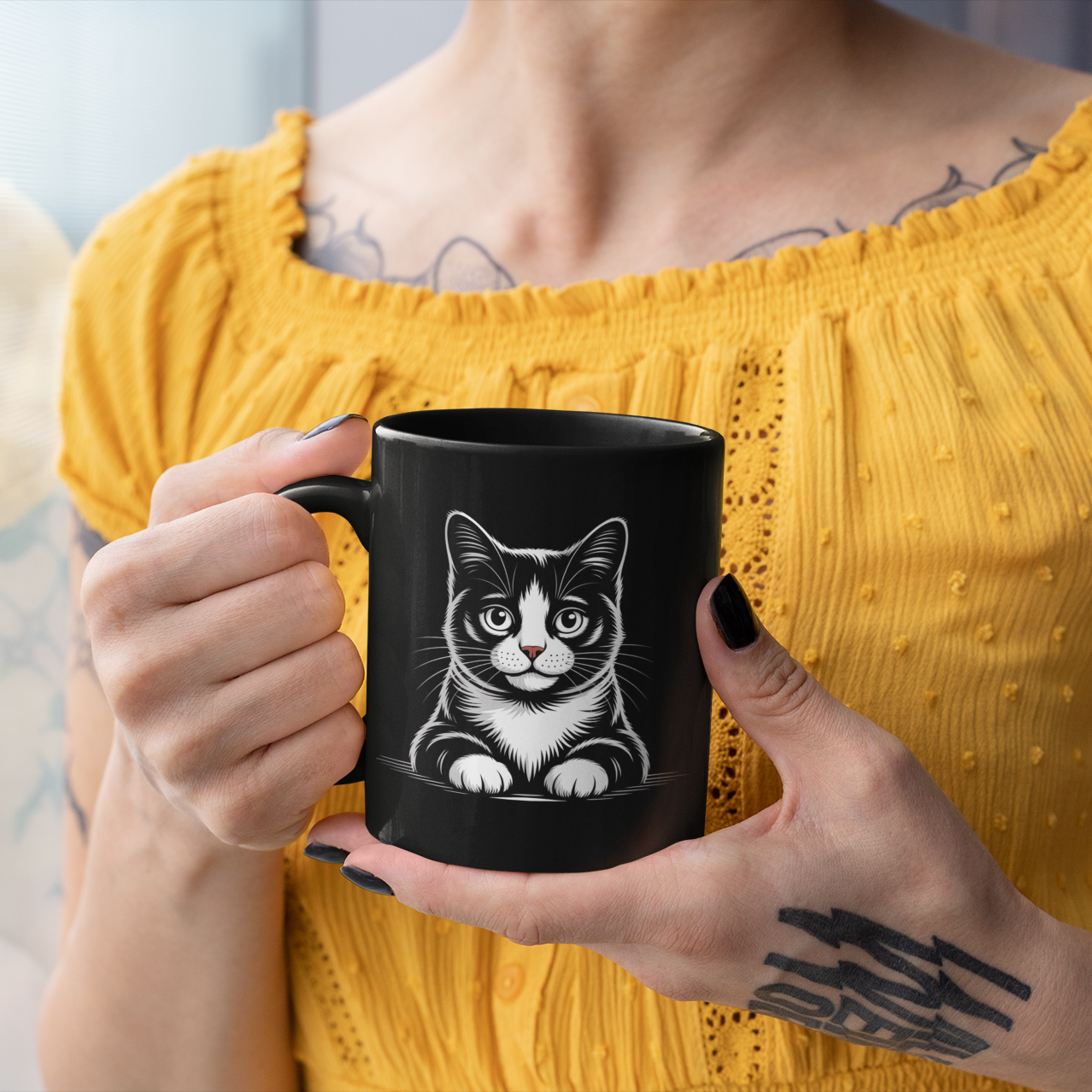 Black White Tuxedo Cat Mug – Cat Lover Coffee Cup for Women and Men – Ideal Present for Cat Moms, Cat Dads, and Friends